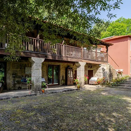 Quinta De *